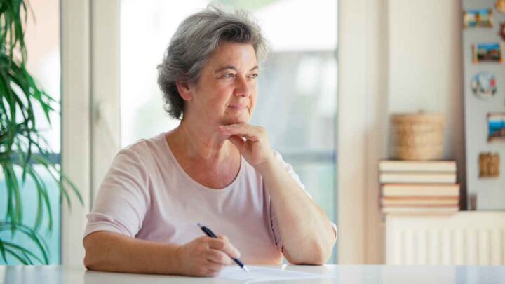 The Power of Checklists for Seniors: Simplifying Your Routine