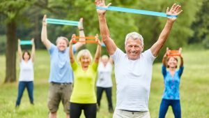 safe summer activities for seniors in canada